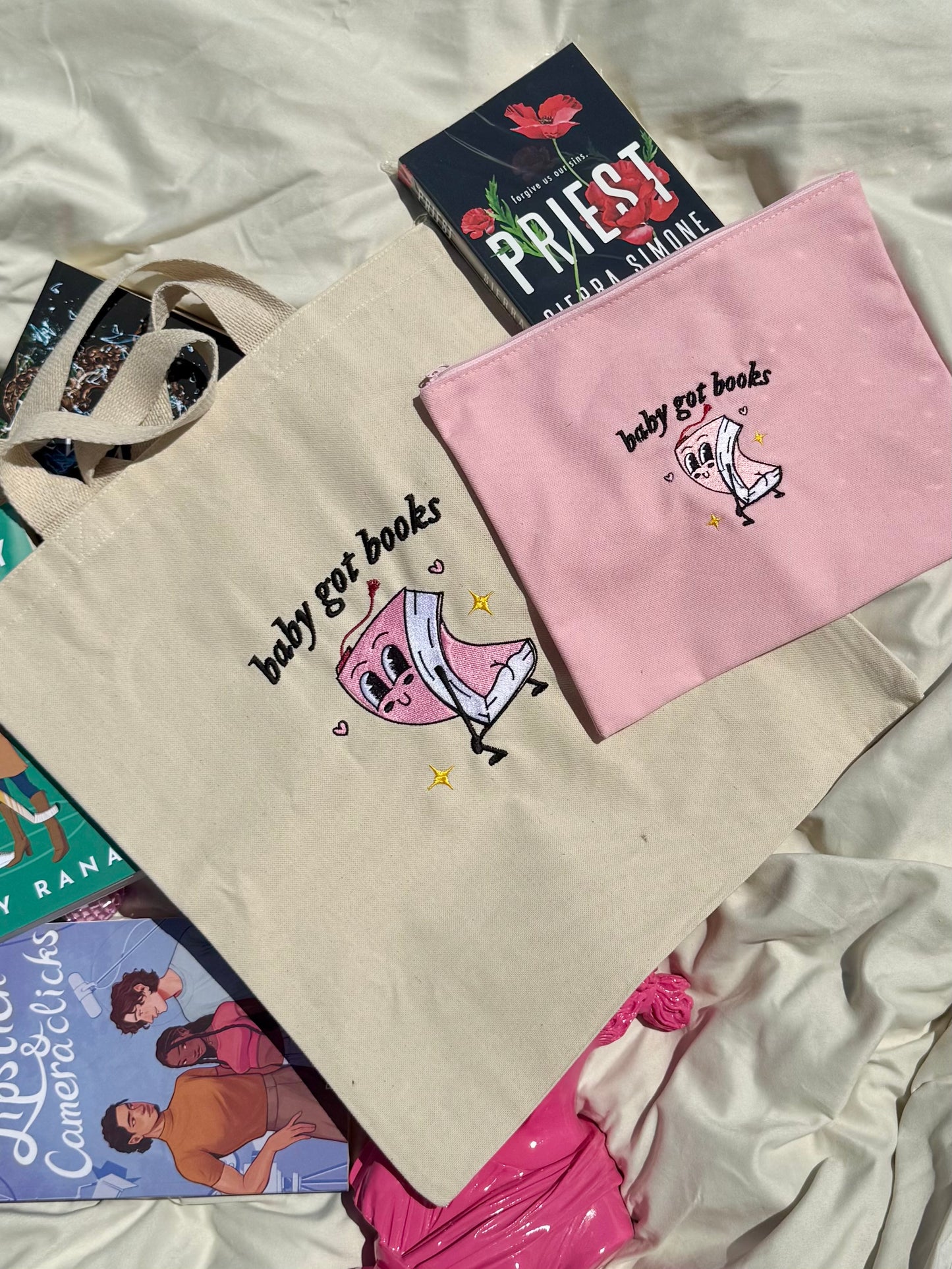 [PREORDER] Scribbles Embroidered Tote-bag