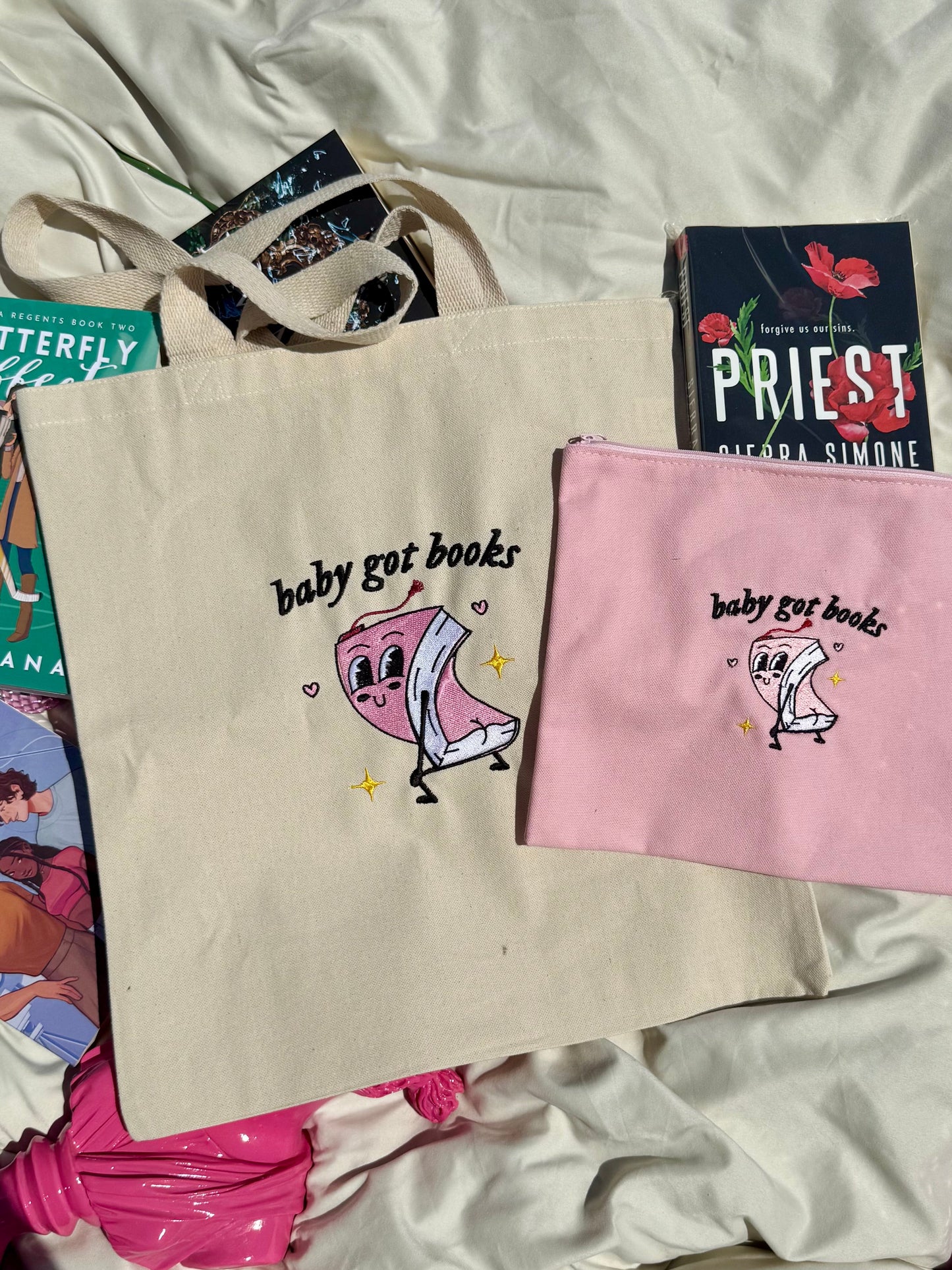 [PREORDER] Scribbles Embroidered Tote-bag